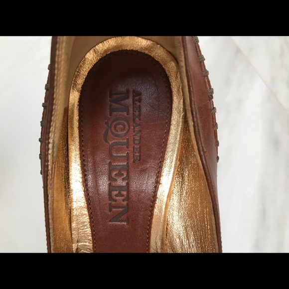 Alexander McQueen Pump - Picture 2 of 10
